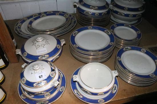 Dinner service & teaware(-)